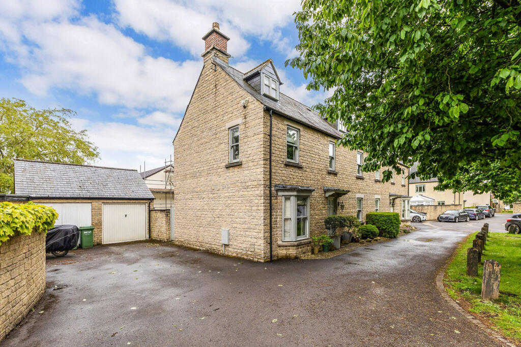 Main image of property: Tremes Close, Marshfield, SN14