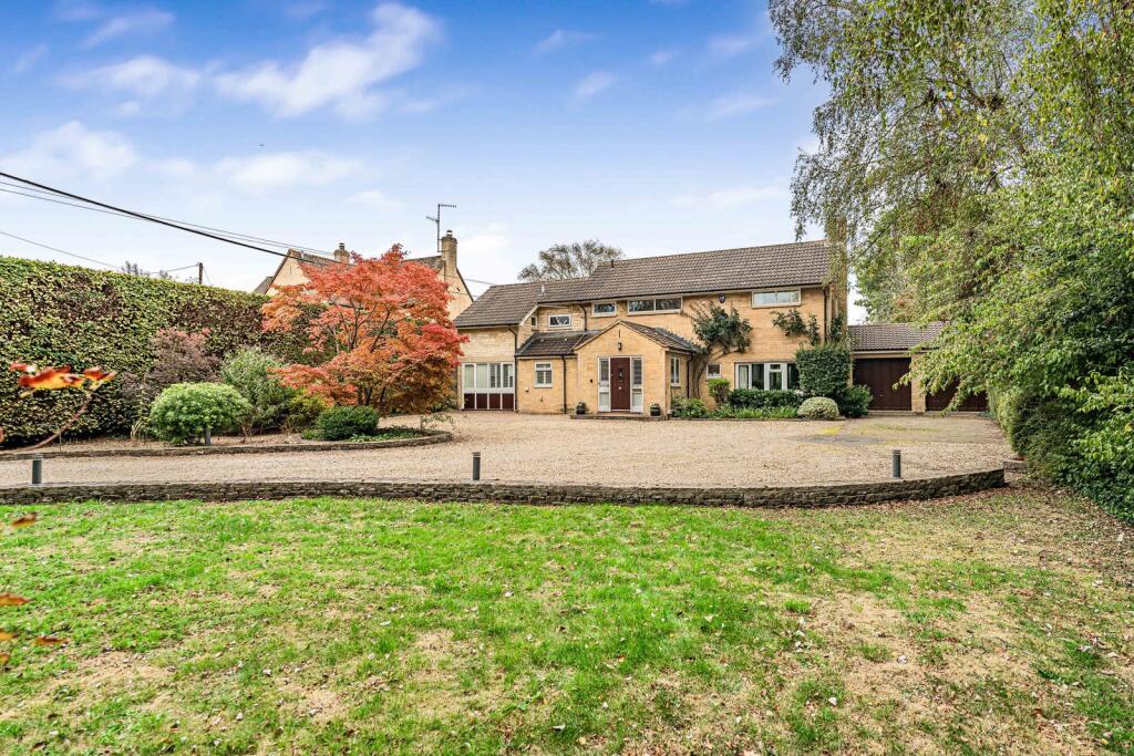 Main image of property: Baunton Lane, Cirencester, Gloucestershire, GL7