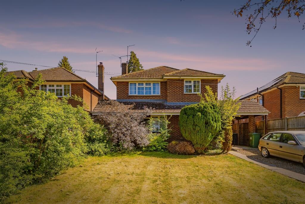 Main image of property: Knolls View, Totternhoe, Dunstable