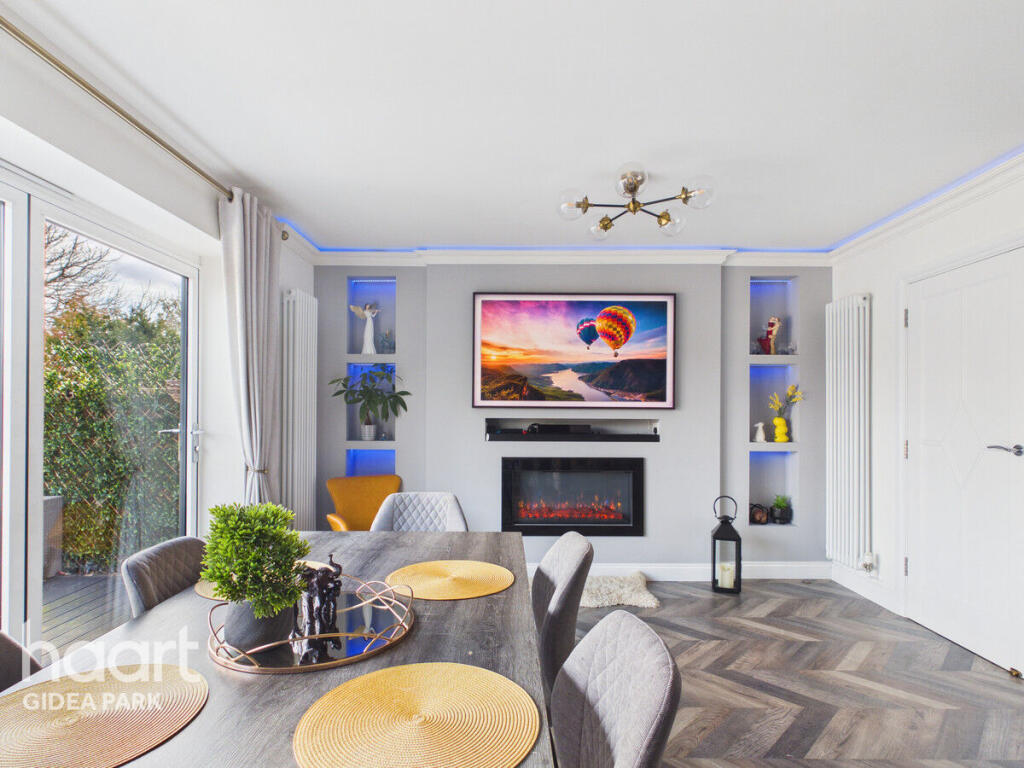 Main image of property: Mashiters Walk, ROMFORD