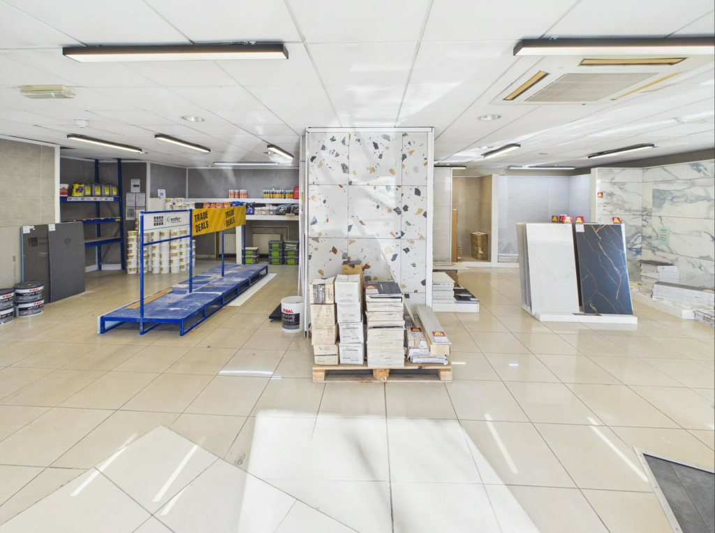 Showroom-i.png