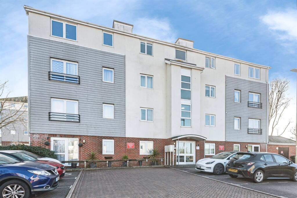 Main image of property: Rossetti Close, BASINGSTOKE