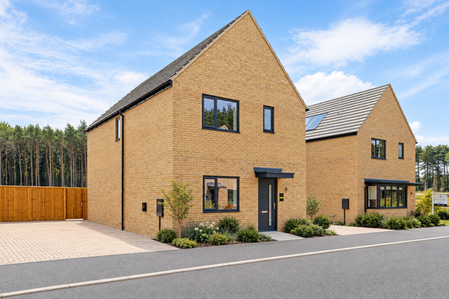 Main image of property: Nine Mile Ride, Bracknell, 
Wokingham , 
RG40 3DN
