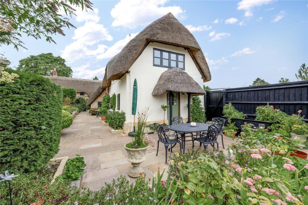 Main image of property: Steadys Lane, Stanton Harcourt, Witney, Oxfordshire, OX29