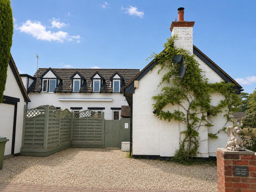 Main image of property: High Street, Fernham, Faringdon, Oxfordshire, SN7