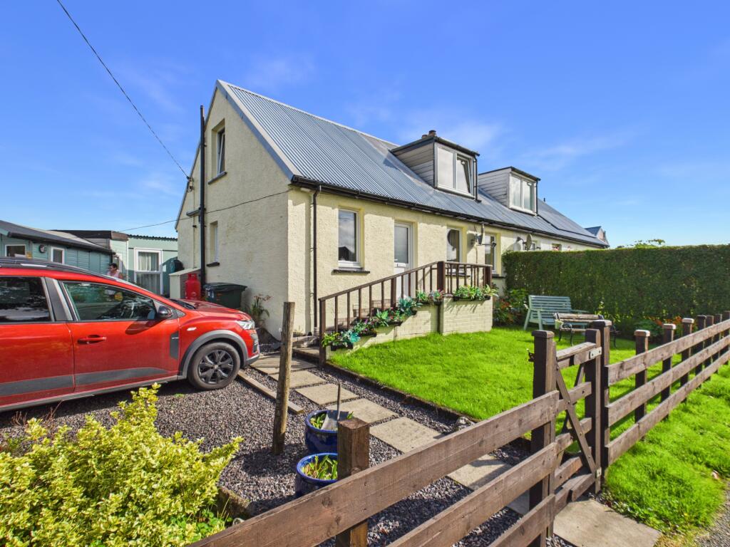 Main image of property: 38 Dalavich, Taynuilt, Argyll, PA35 1HN