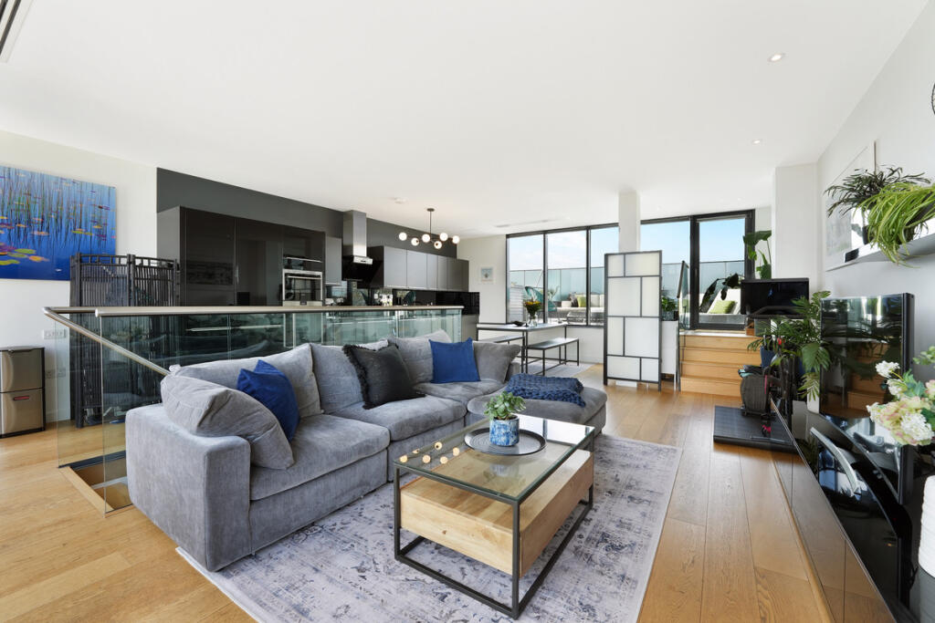 Main image of property: St. John's Hill, London, SW11