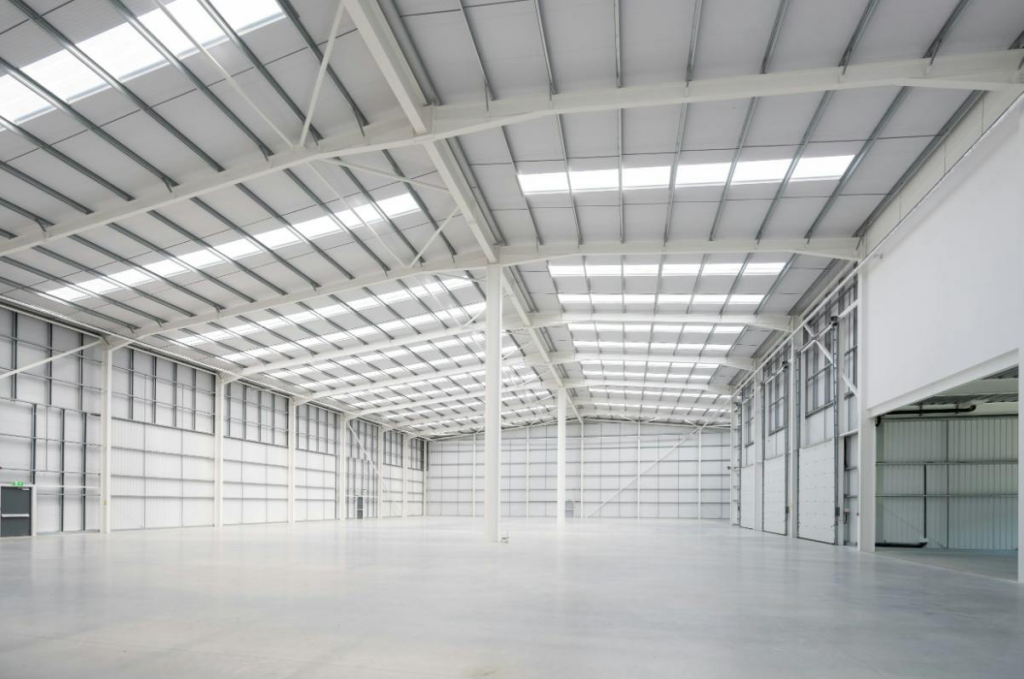 Dagenham Real Snip Indoor.png