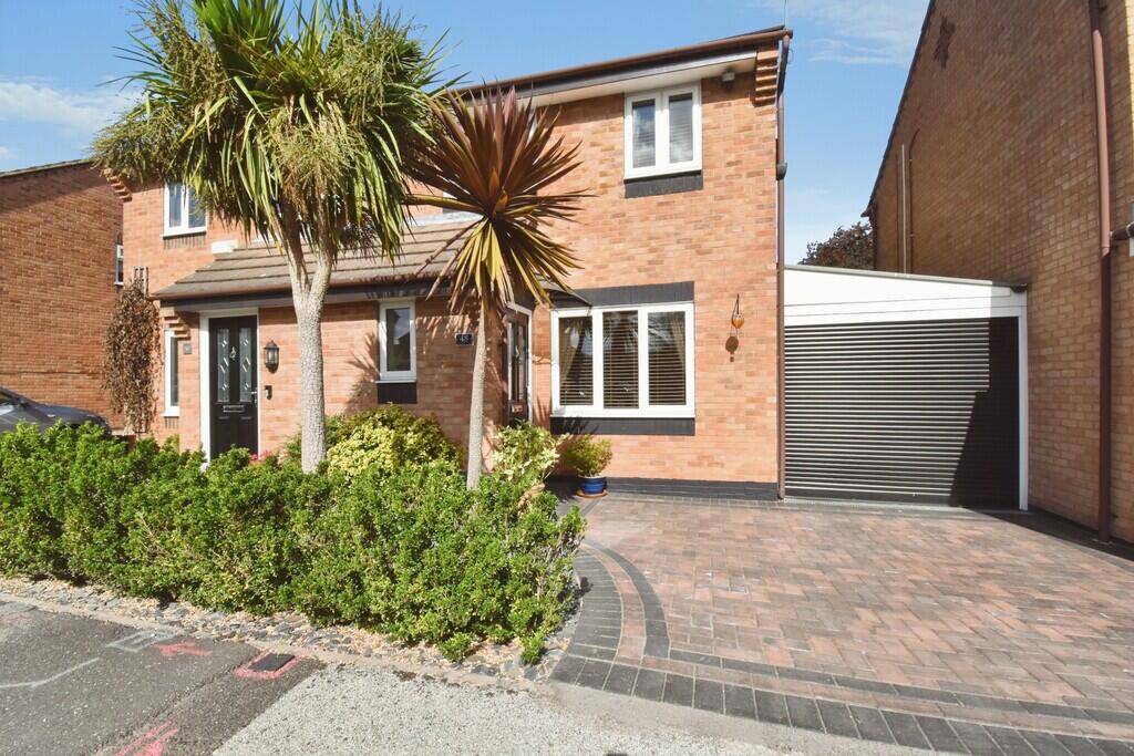 Main image of property: Ringrose Close, Newark