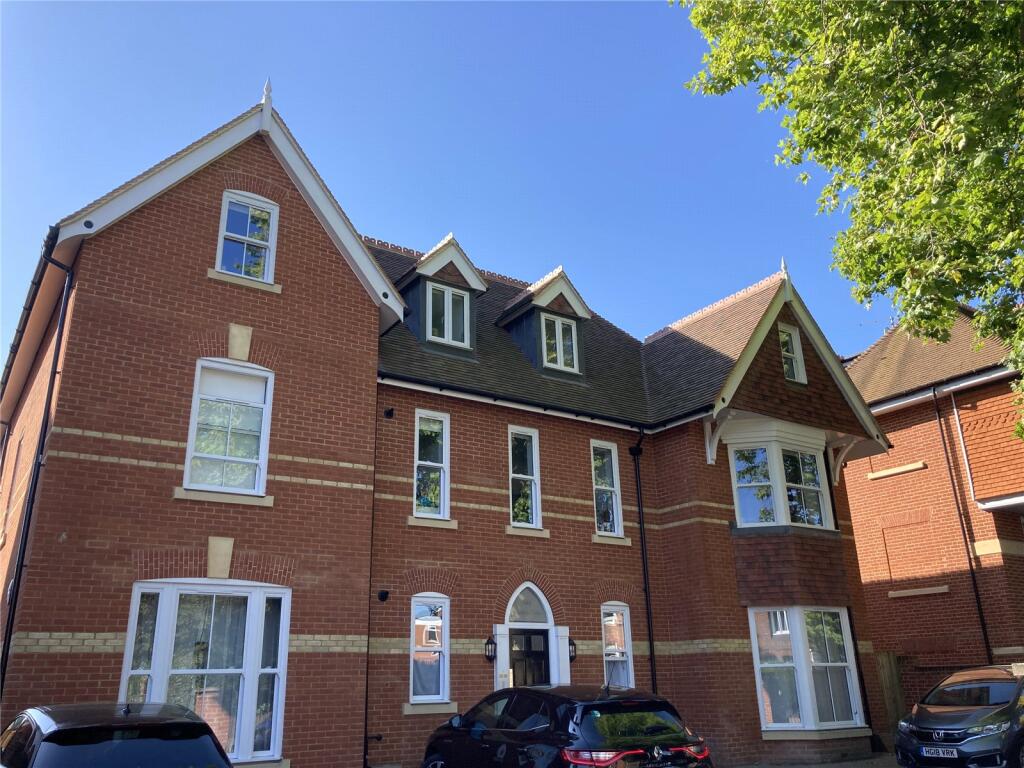 Main image of property: London Road, Canterbury, Kent, CT2 