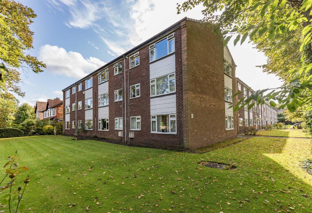 Main image of property: Rookfield Avenue, Sale