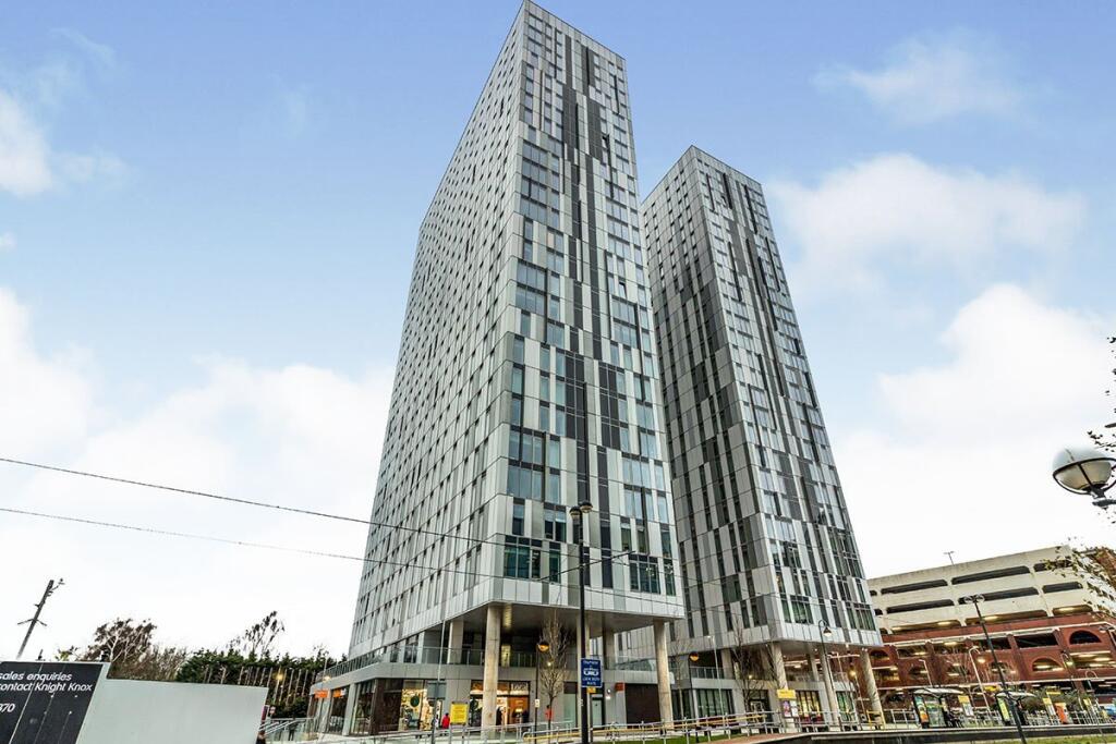 Main image of property: Michigan Point Tower B, 11 Michigan Avenue, Salford, Greater Manchester, M50
