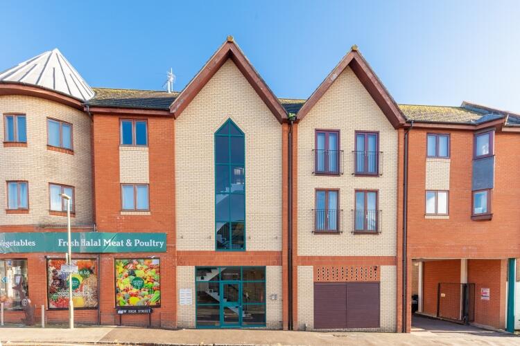 Main image of property: New High Street, Oxford