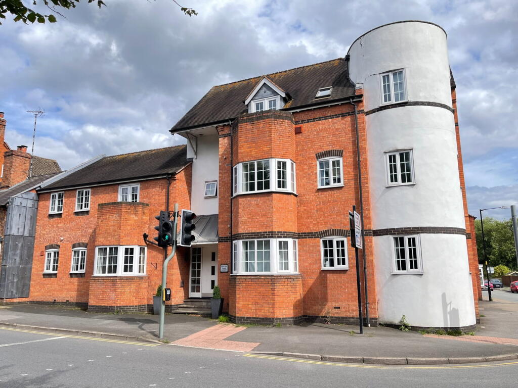 Main image of property: Henley Park Crt, High Street, Henley-in-arden, B95