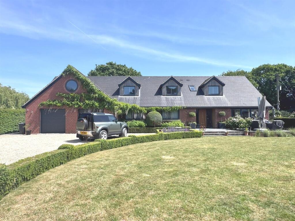 Main image of property: CROSSWAYS, Manor Lane, Chieveley