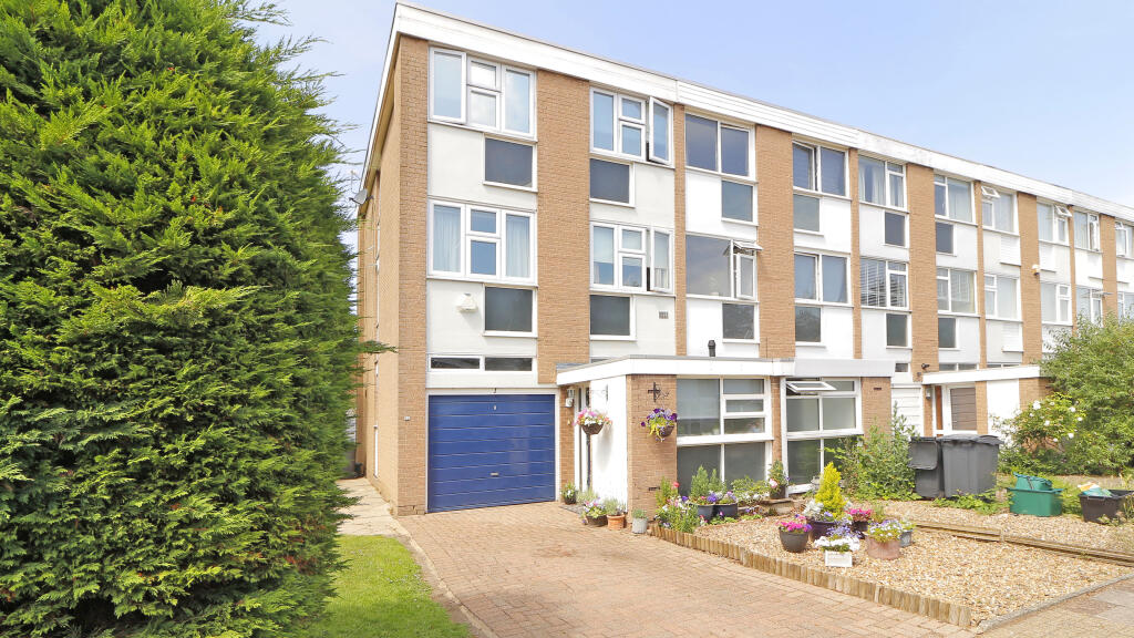 Main image of property: Ellesmere Avenue, Beckenham, Bromley