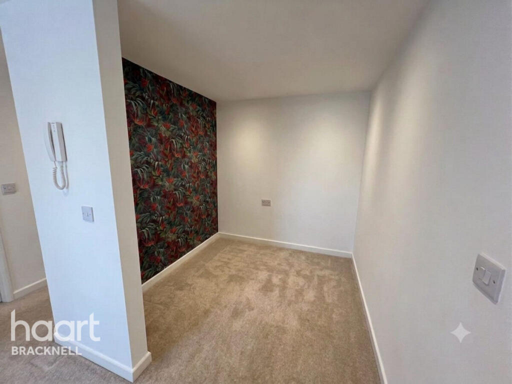 Main image of property: Great Hollands Square, Bracknell
