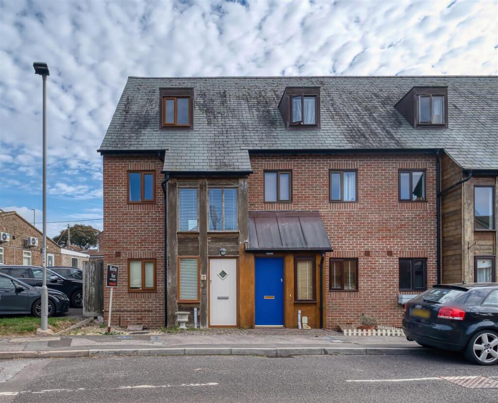 Main image of property: Friars Moor, Sturminster Newton