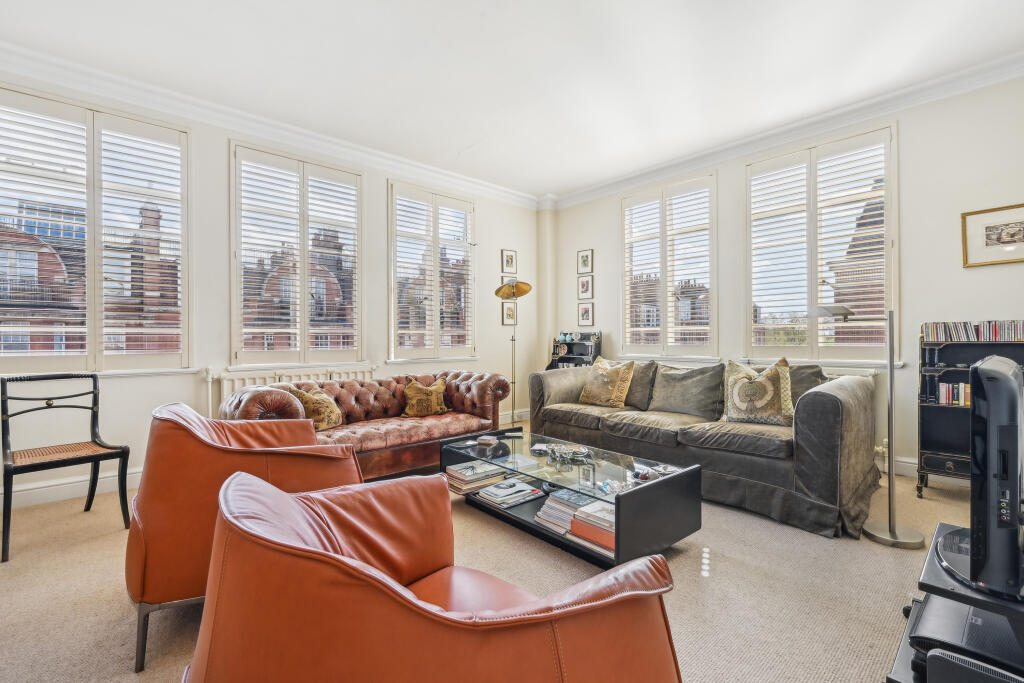 Main image of property: Oakwood Court, London, W14
