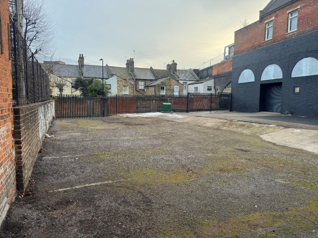 Flexible property space