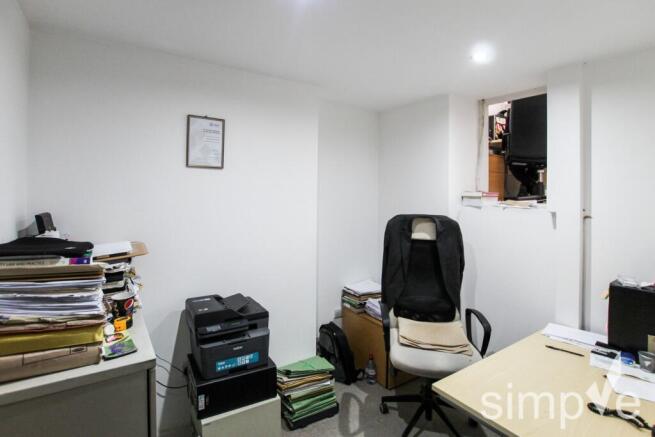 Photo 4