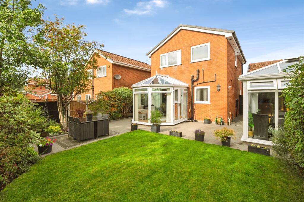 Main image of property: Stable Close, Wirral