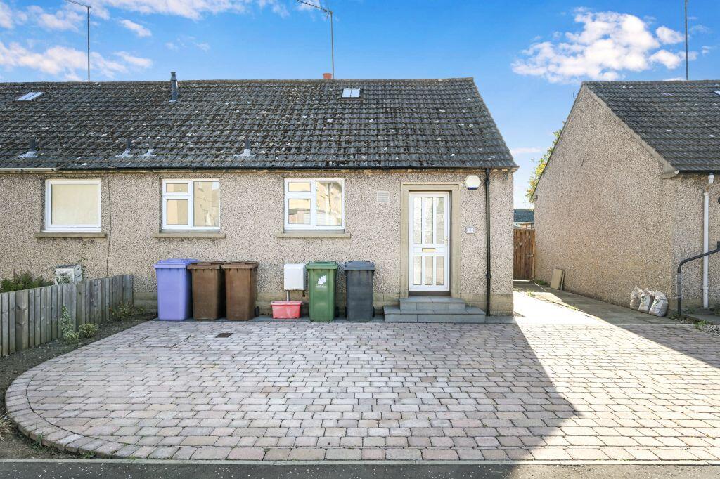 Main image of property: 22 Durham Grove, Bonnyrigg, EH19 3EU
