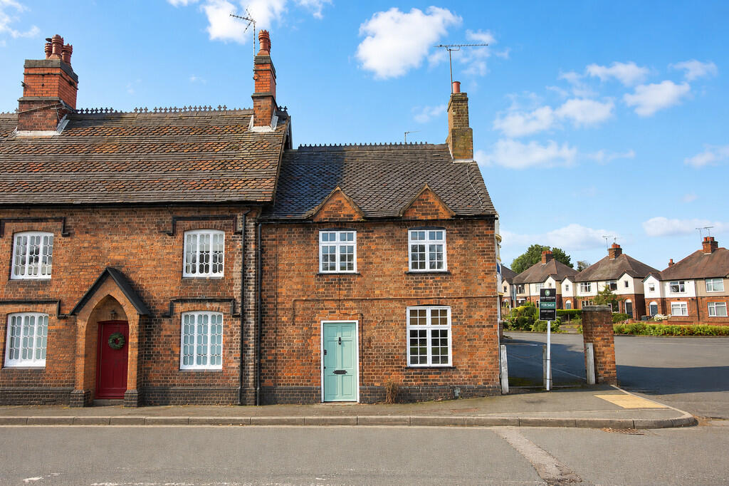 Main image of property: Watling Street, Mancetter