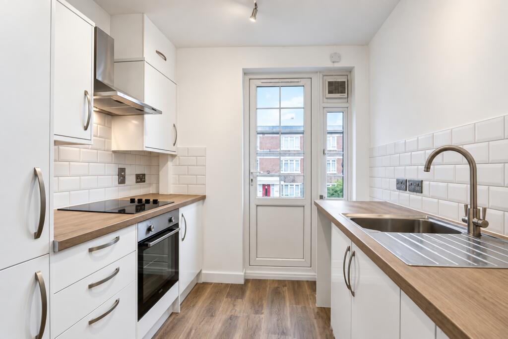 Main image of property: Tavistock Court, Tavistock Road, Croydon, CR0 2AL