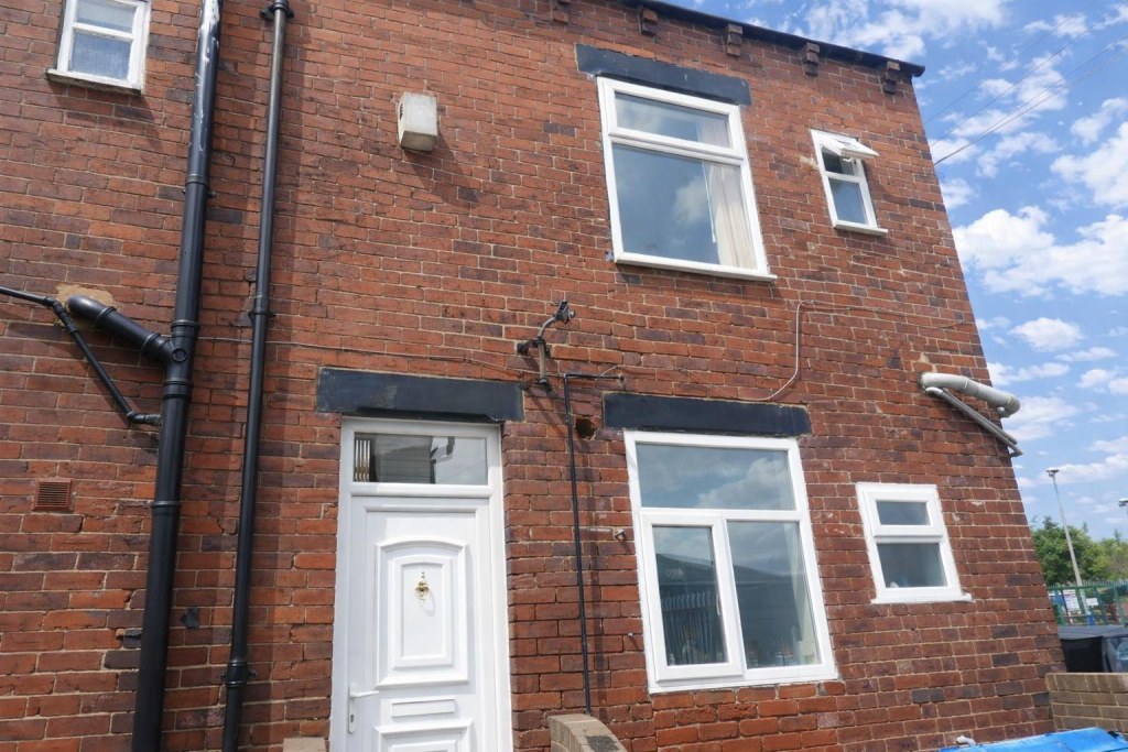 Main image of property: Station Lane, Featherstone, Pontefract