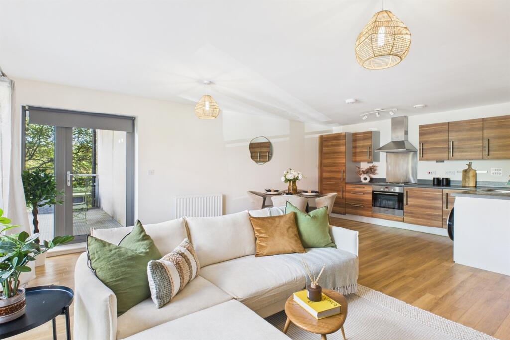 Main image of property: Fleming House, St Georges Grove, Tooting, London, SW17
