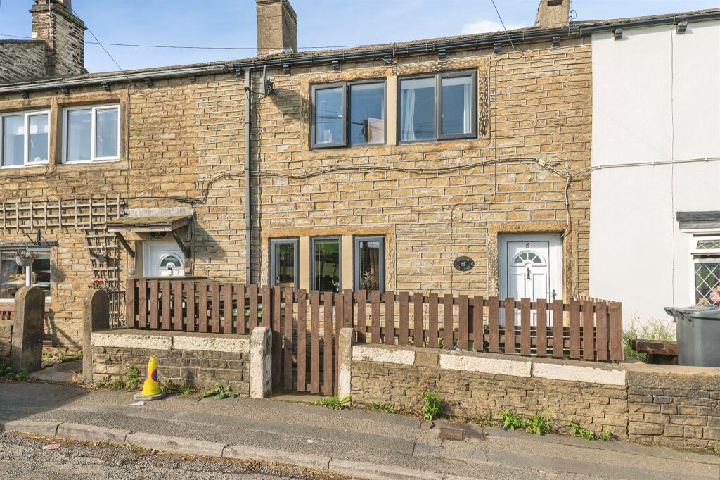 Main image of property: Bog Green Lane, Upper Heaton, Huddersfield