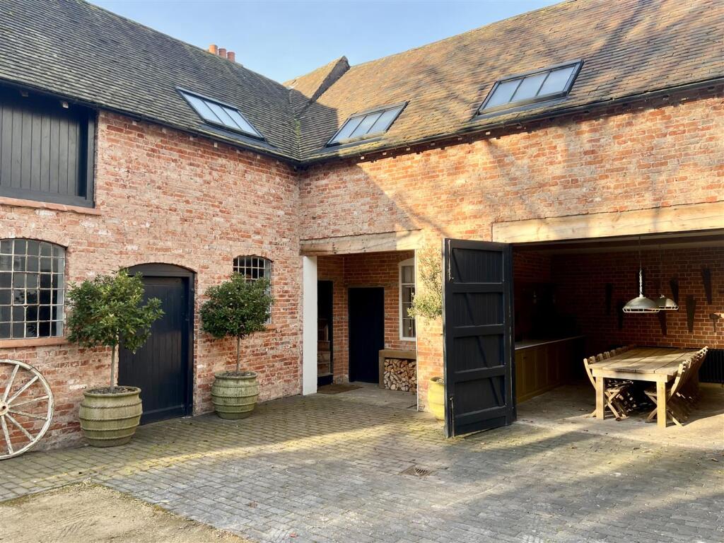 Main image of property: Coach House at High Street, Coleshill