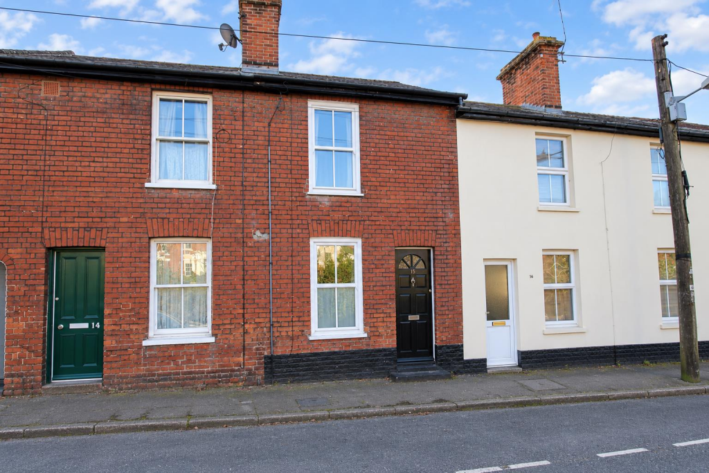 Main image of property: Station Road, Wivenhoe, Colchester, CO7 9DH