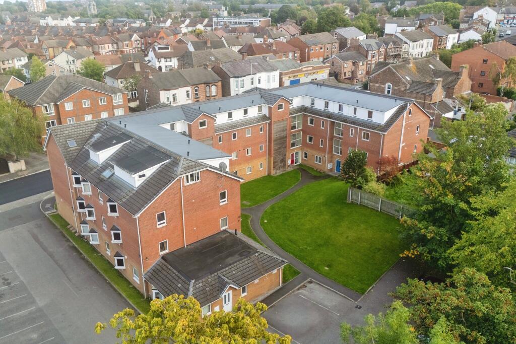 Main image of property: Flat 29, The Grange, 506 Old Chester Road, Birkenhead CH42 4PE