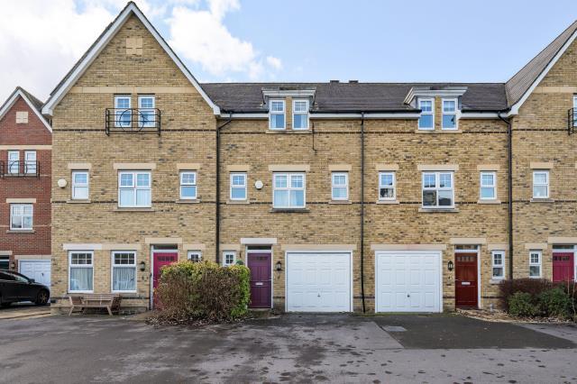 Main image of property: Stone Meadow, Oxford, OX2