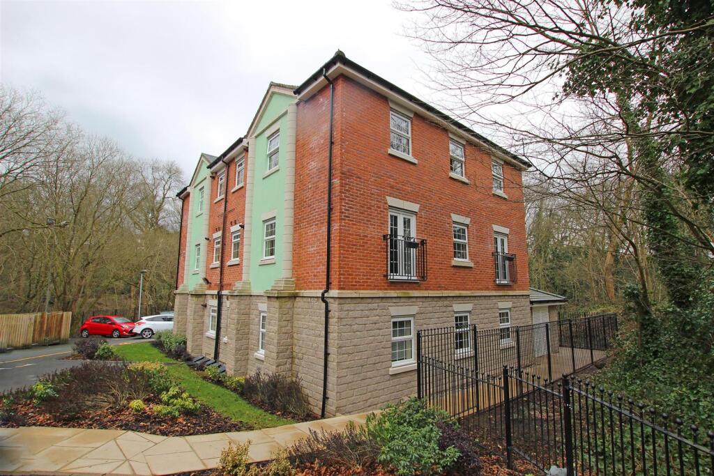 Main image of property: Temple Road Bolton BL1 8DX