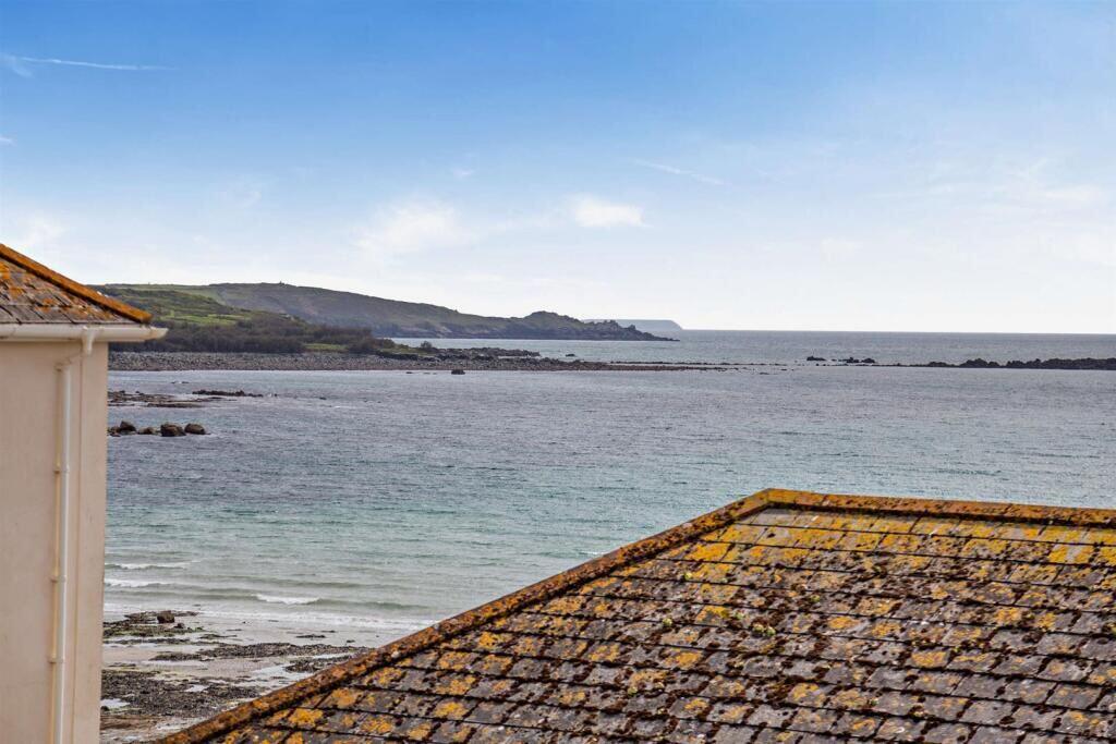 Main image of property: Tradewinds, Fore Street, Marazion, Cornwall, TR17 0AH