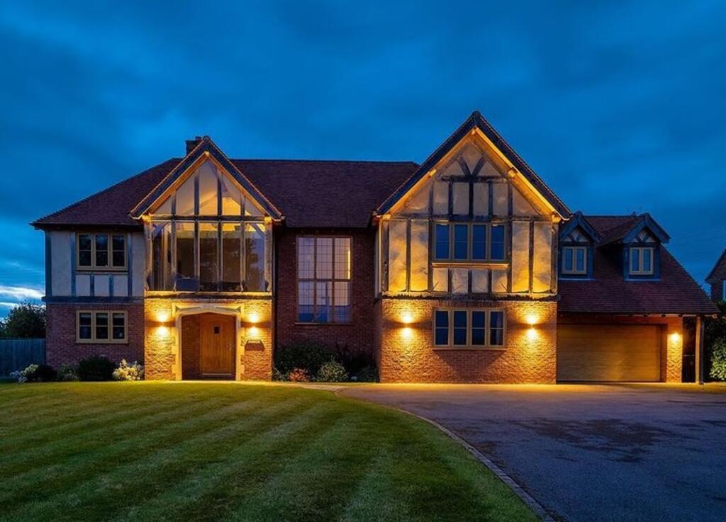 Main image of property: Luddington, Stratford-Upon-Avon, CV37
