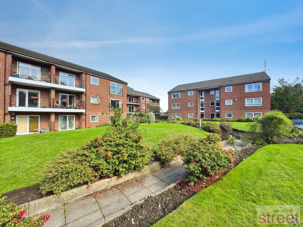 Main image of property: Mosslea Park, Liverpool, L18 8DS