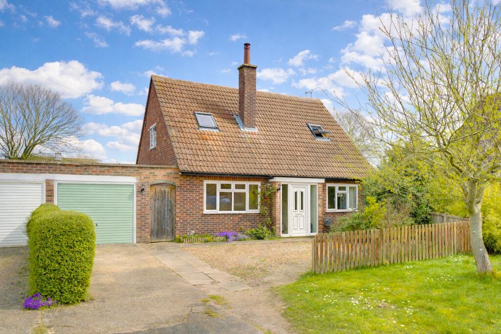 Main image of property: Weir Close, Hemingford Grey, Huntingdon, Cambridgeshire, PE28