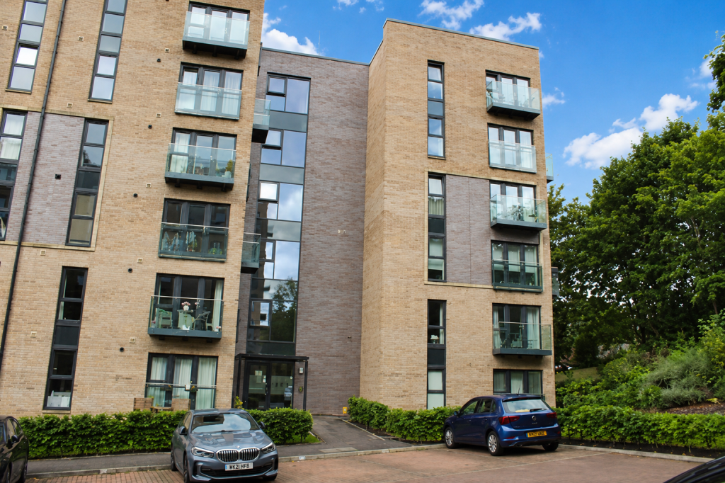 Main image of property: 183, Dorchester Ave, Glasgow, G12 0AW