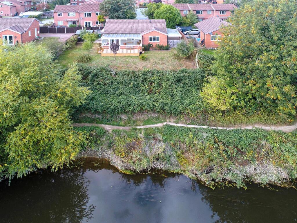 Main image of property: Warrenby Close, New Park Farm, Shrewsbury