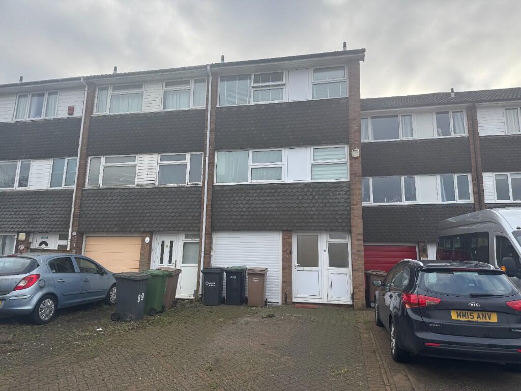 Main image of property: Swasedale Road, Luton, Bedfordshire, LU3