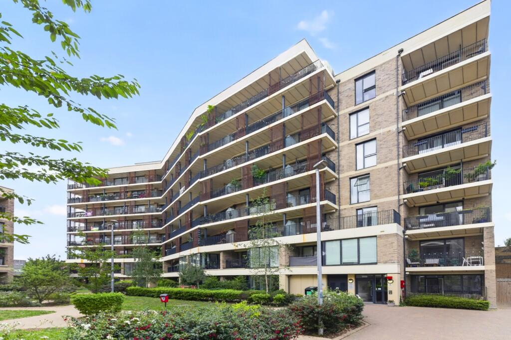 Main image of property: Scena Way London SE5