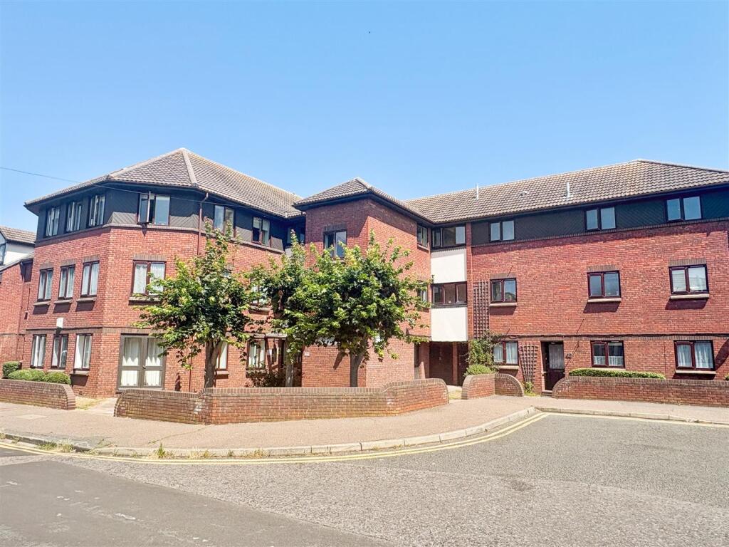 Main image of property: Stadium Road, Southend-On-Sea