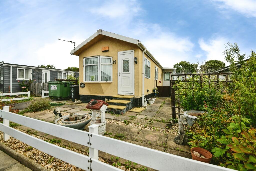 Main image of property: Seahaven Springs Estate, Mablethorpe