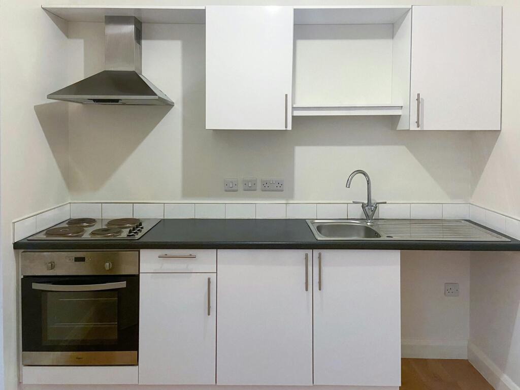 42-duke-st-apt-2-7193_RT.jpg