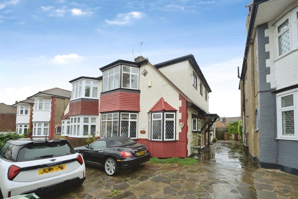 Main image of property: The Bramblings, LONDON, London, E4