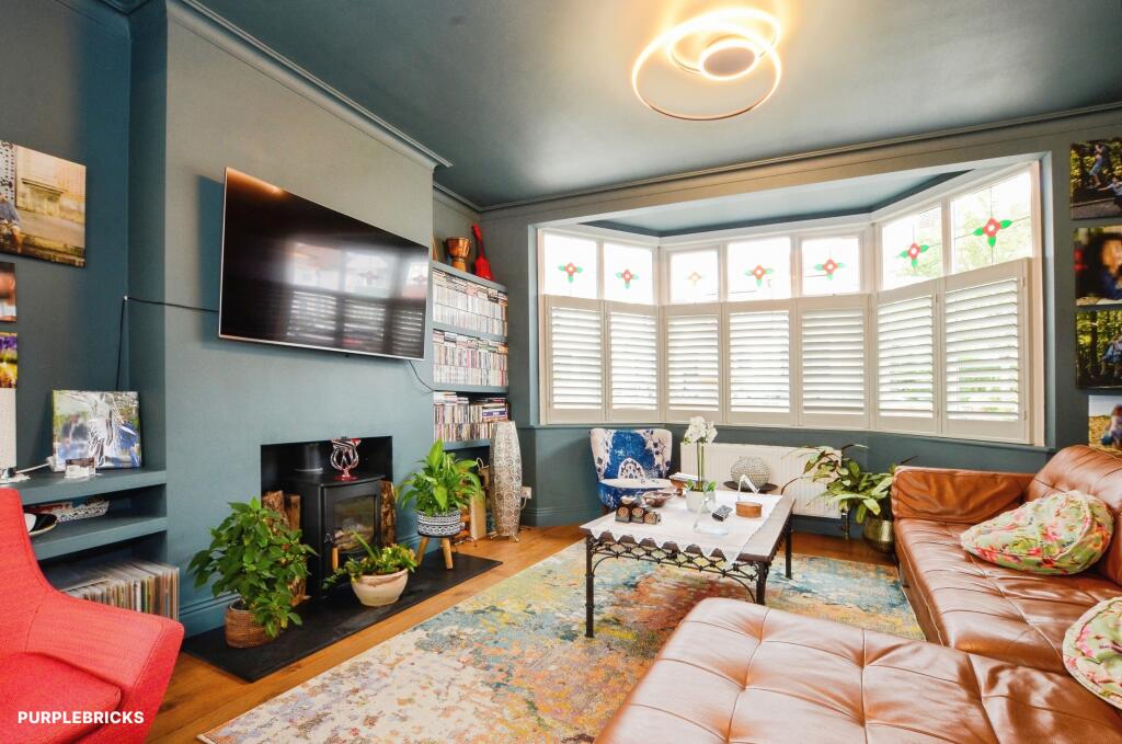 Main image of property: Gladstone Park Gardens, London, NW2